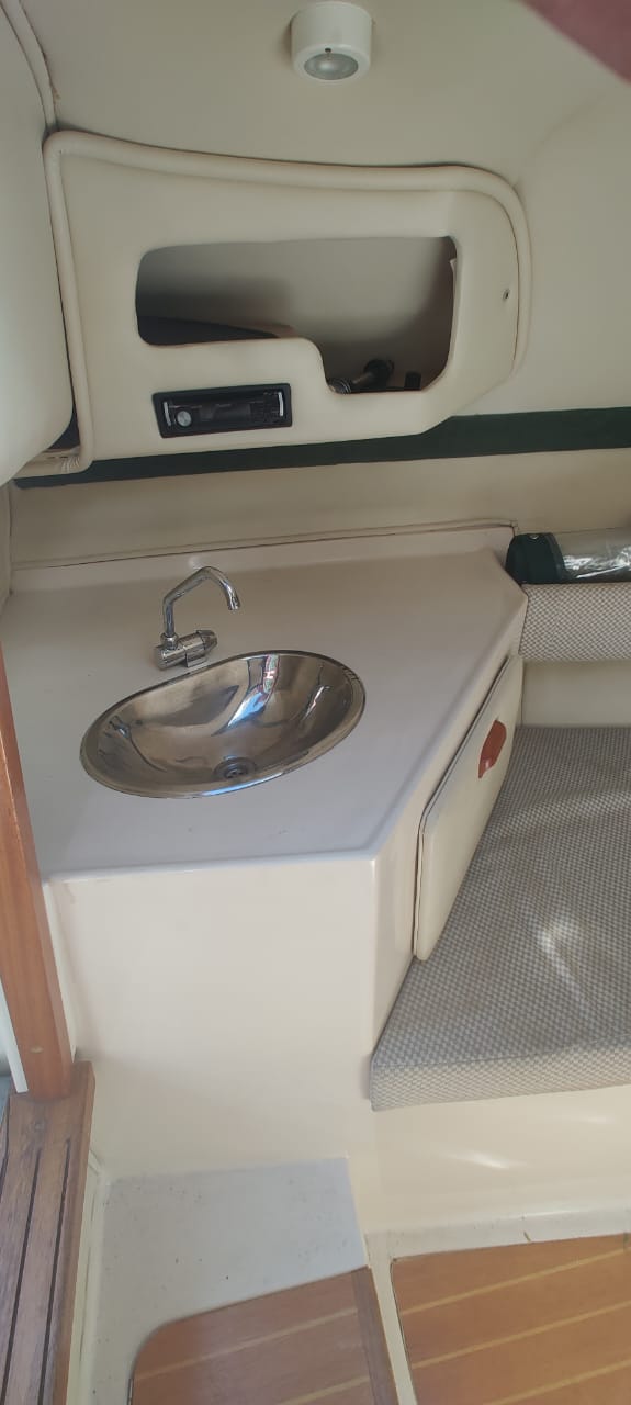 Canestrari Cuddy 215 2008 Mercruiser 220 